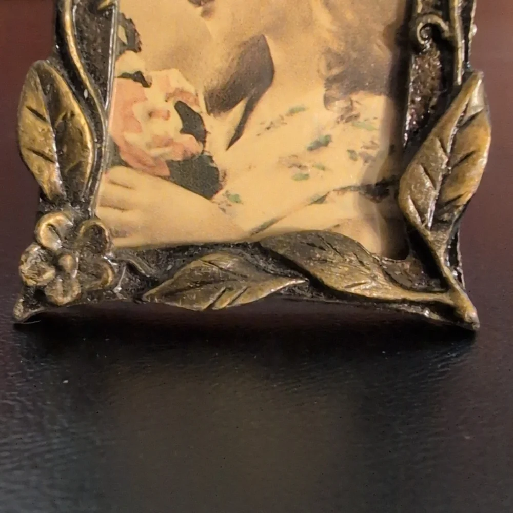 Vintage Mini Free Standing Picture Frame